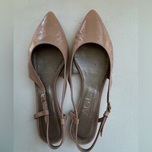 AGL Slingback Flat Women
NUDE GLAMMY LEATHER, Size 7US / 37EU